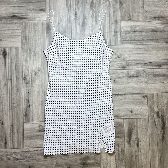 ASOS DESIGN MINI SLIP DRESS IN BLACK SPOT PRINT-MULTI US 10 - Picture 1 of 7
